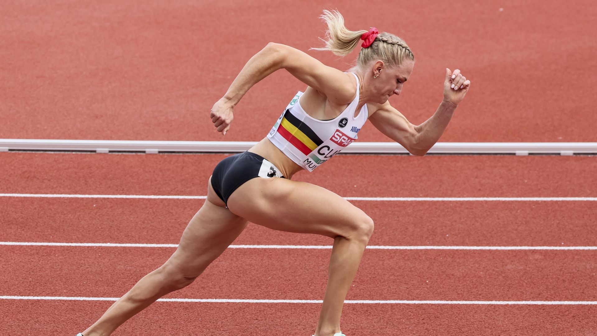 400m Haies Interview Hanne Claes Après Sa Demi Finale Championnats Sportifs Européens Auvio